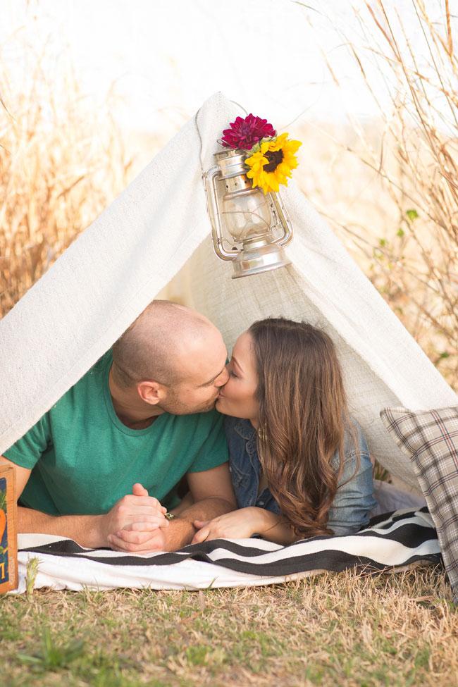 glamping-engagement-session-at-cedar-hill-state-park-texas-791-int